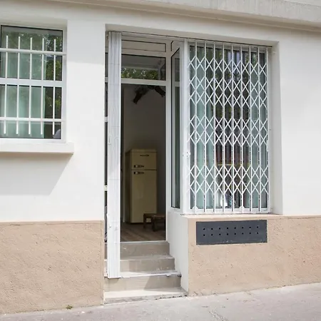 Photo Face Au Parc Des Expositions 아파트 *