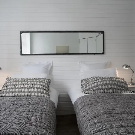Photo Face Au Parc Des Expositions Apartment Paris